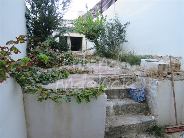 Image No.14-5 Bed House for sale