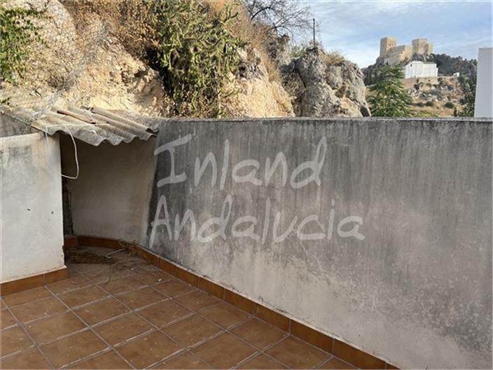 Image No.2-3 Bed House for sale