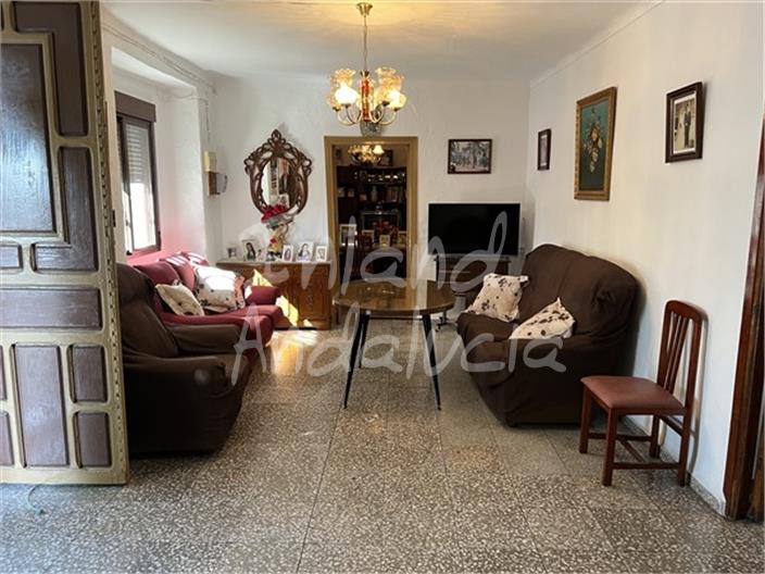 Image No.10-5 Bed House for sale