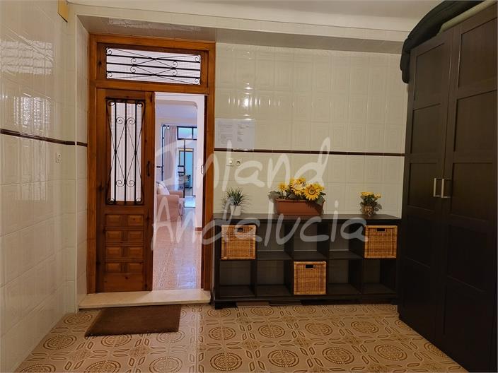 Image No.16-3 Bed House for sale