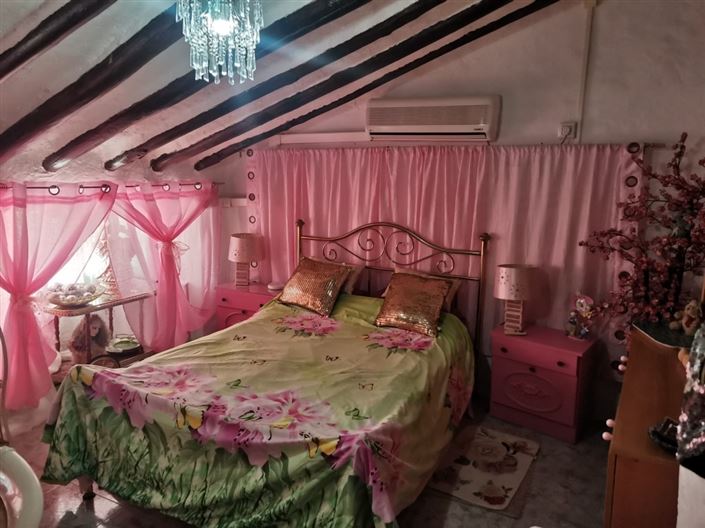 Image No.16-3 Bed Village House for sale