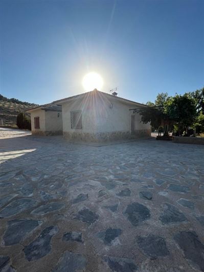 Image No.3-3 Bed Country Property for sale