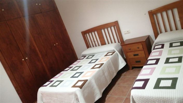 Image No.22-3 Bed Country Property for sale