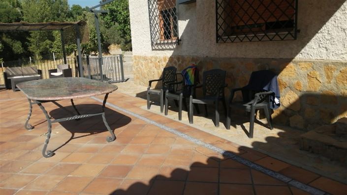 Image No.34-3 Bed Country Property for sale