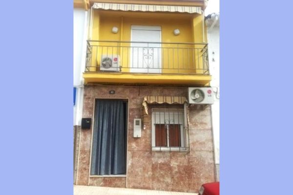 Image No.1-4 Bed Village House for sale