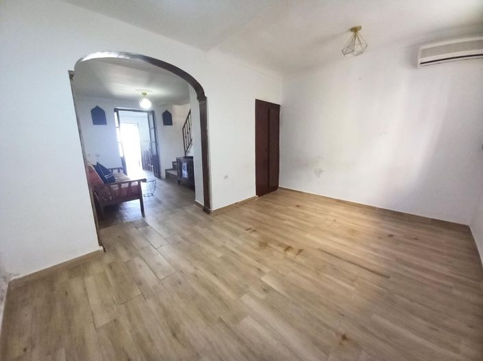 Image No.5-2 Bed Townhouse for sale