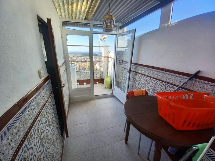 Image No.8-2 Bed Townhouse for sale