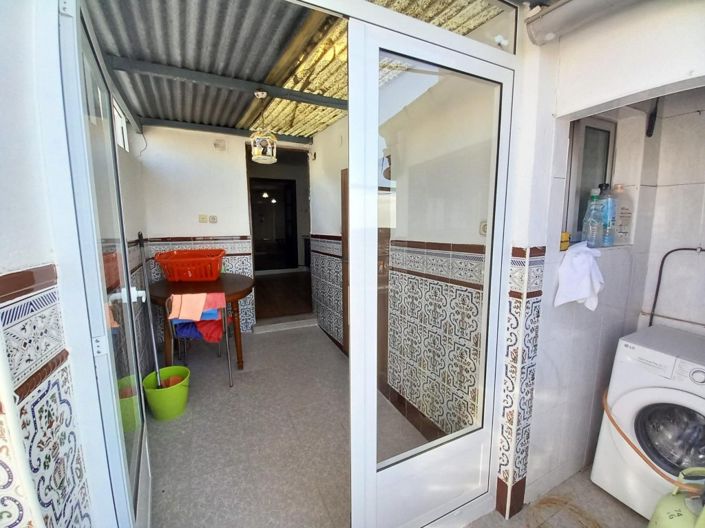 Image No.10-2 Bed Townhouse for sale