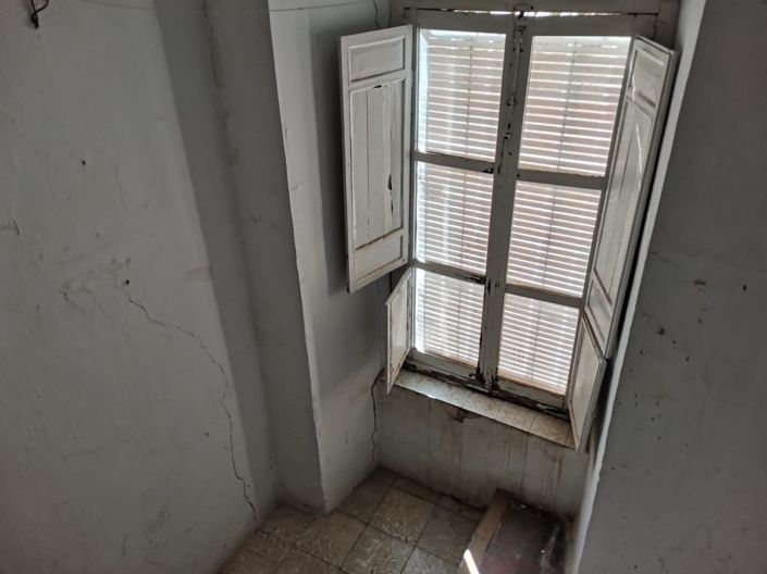 Image No.29-4 Bed Townhouse for sale