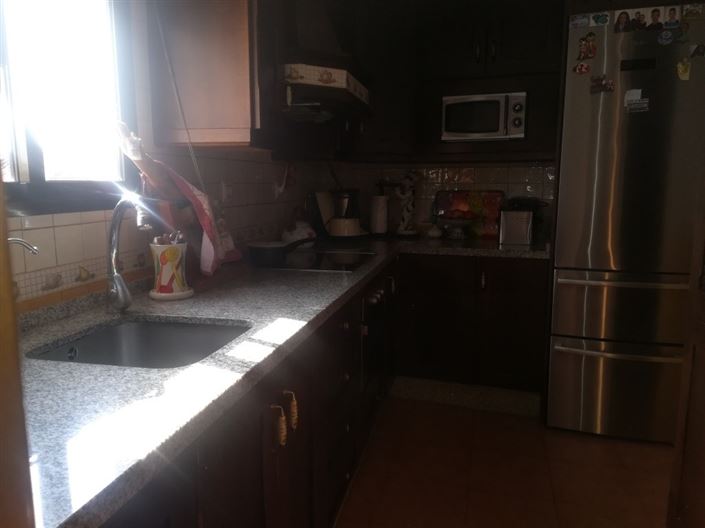 Image No.7-5 Bed Townhouse for sale