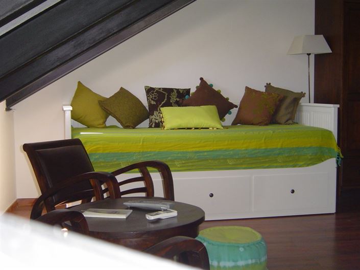 Image No.8-4 Bed Commercial for sale