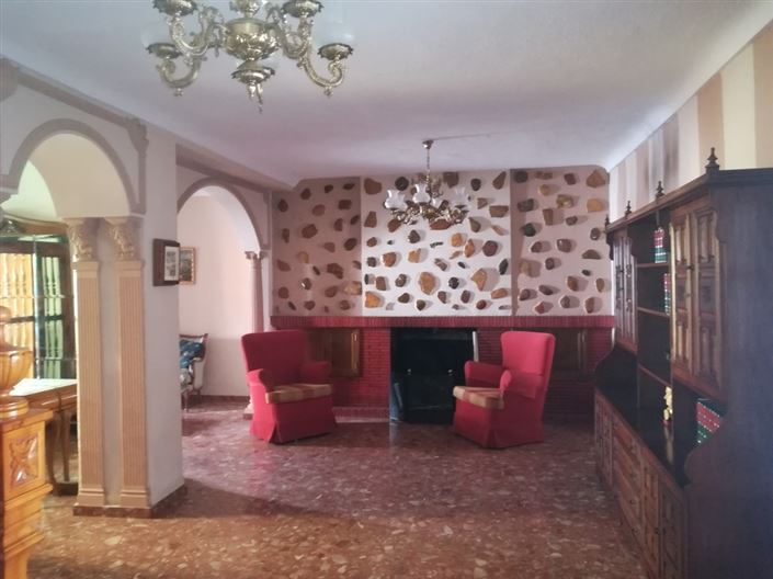 Image No.7-5 Bed Village House for sale