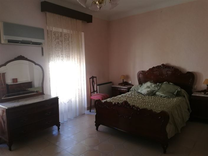 Image No.8-5 Bed Village House for sale