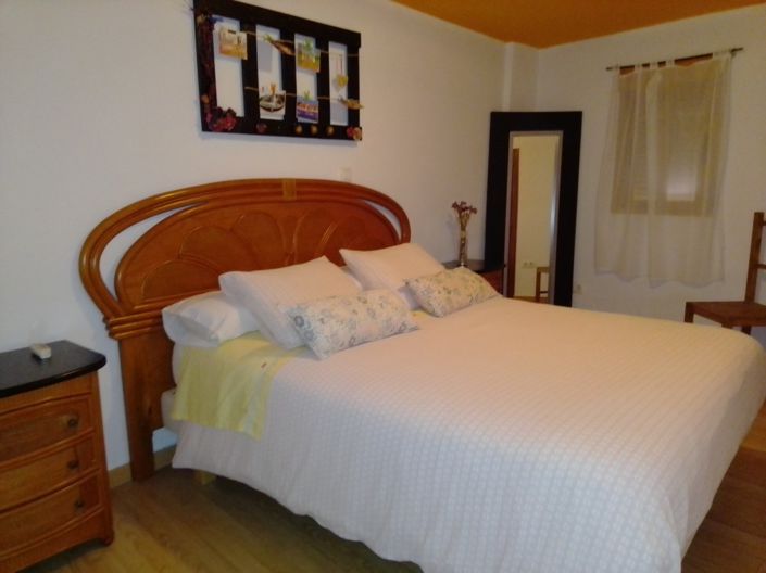 Image No.6-3 Bed Townhouse for sale