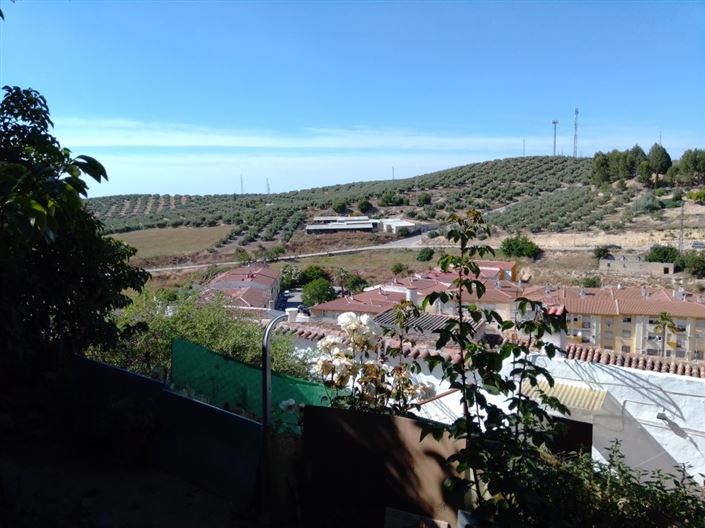 Image No.24-4 Bed Townhouse for sale