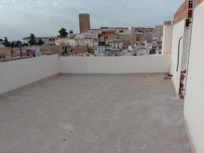 Image No.11-2 Bed Townhouse for sale