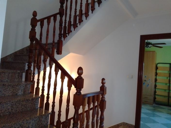 Image No.14-4 Bed Townhouse for sale