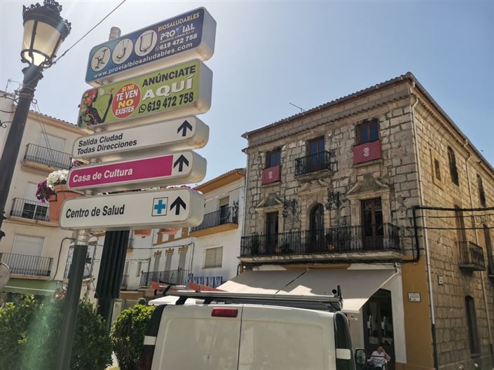 Image No.24-4 Bed Townhouse for sale