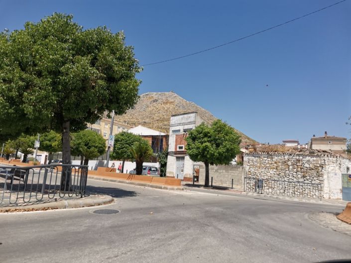 Image No.26-3 Bed Townhouse for sale