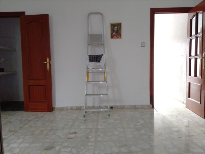 Image No.5-3 Bed Townhouse for sale