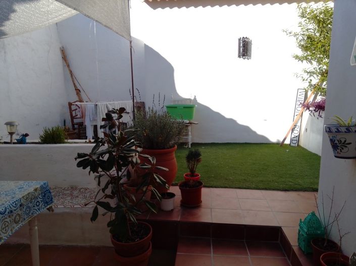 Image No.11-2 Bed Townhouse for sale