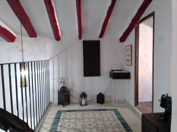 Image No.14-2 Bed Townhouse for sale