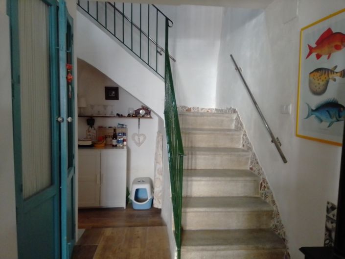 Image No.8-2 Bed Townhouse for sale