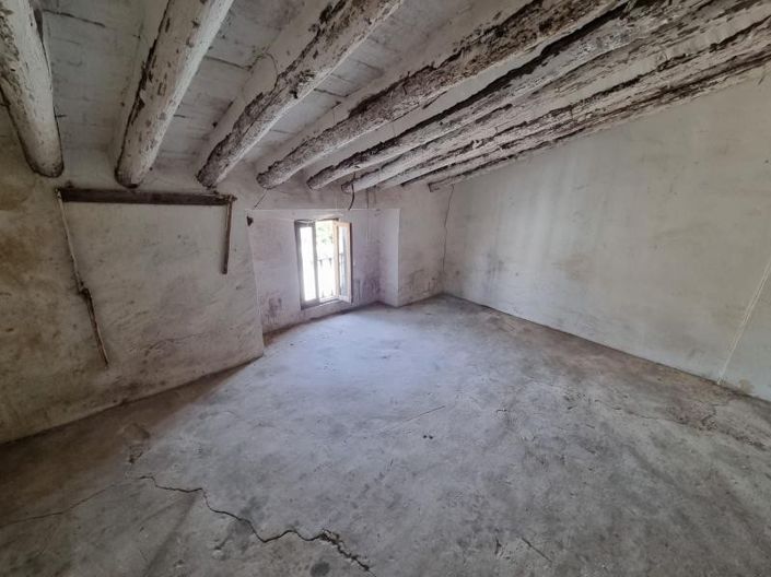 Image No.23-4 Bed Townhouse for sale