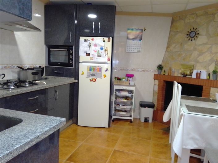 Image No.6-3 Bed Townhouse for sale