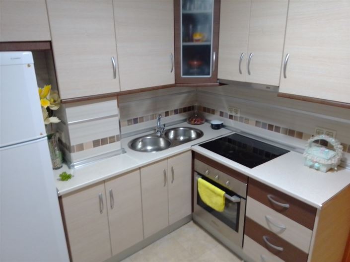 Image No.15-4 Bed Townhouse for sale