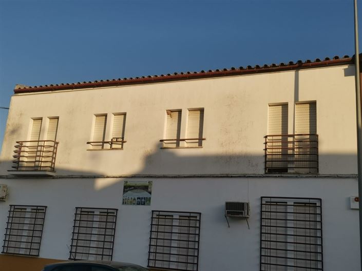 Image No.3-3 Bed Apartment for sale