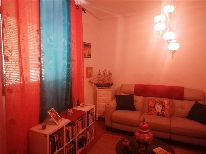 Image No.17-4 Bed Townhouse for sale