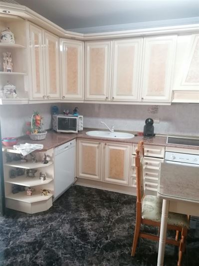 Image No.17-3 Bed Commercial for sale