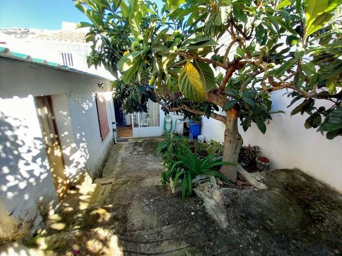 Image No.19-4 Bed Townhouse for sale