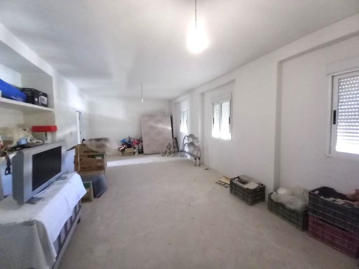 Image No.24-4 Bed Townhouse for sale