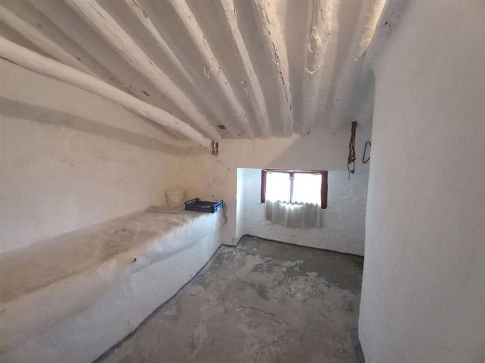 Image No.28-4 Bed Village House for sale