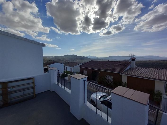 Image No.9-4 Bed Village House for sale