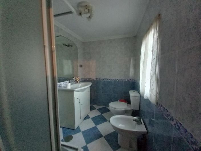 Image No.24-4 Bed Townhouse for sale