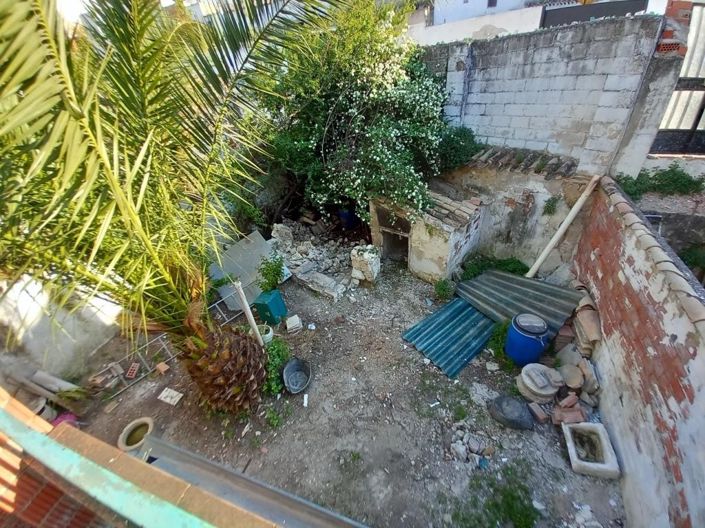 Image No.29-5 Bed Townhouse for sale