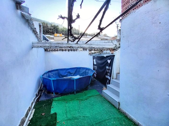 Image No.32-4 Bed Townhouse for sale