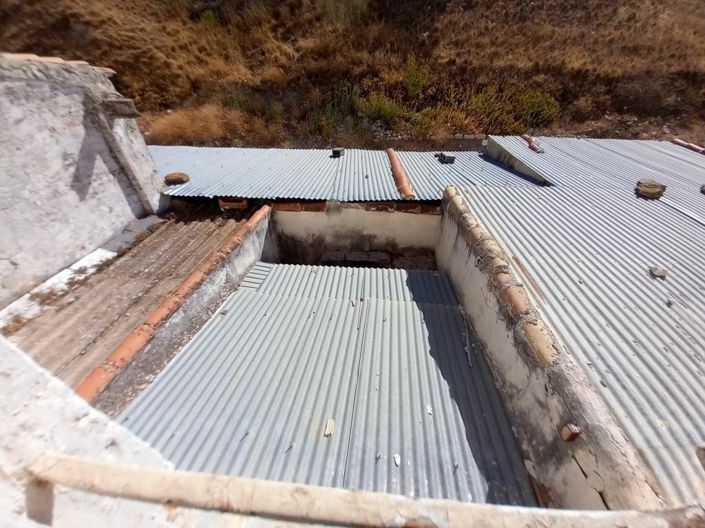 Image No.16-3 Bed Townhouse for sale