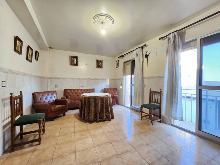 Image No.3-4 Bed Townhouse for sale