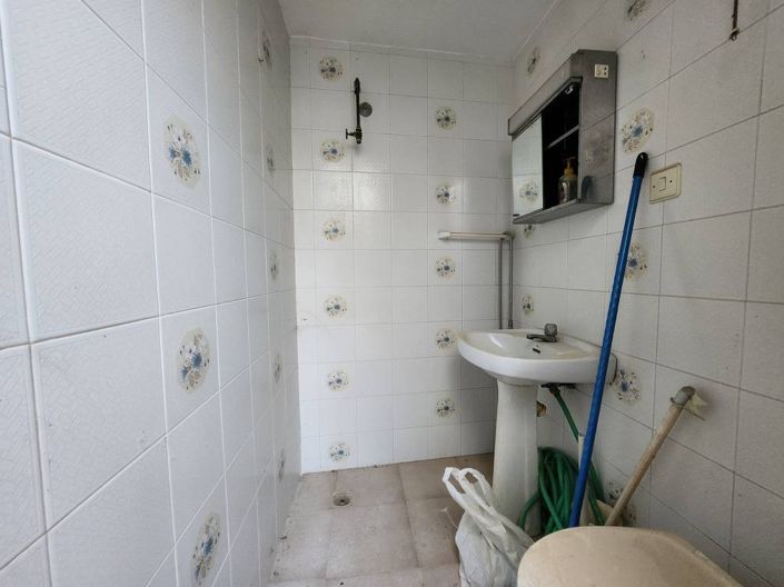 Image No.21-4 Bed Townhouse for sale