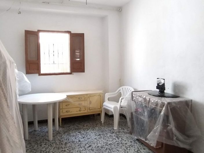 Image No.10-3 Bed Townhouse for sale