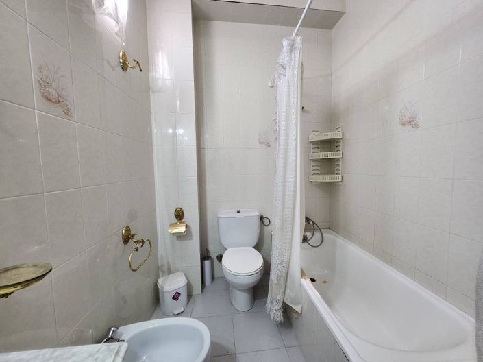 Image No.17-3 Bed Apartment for sale