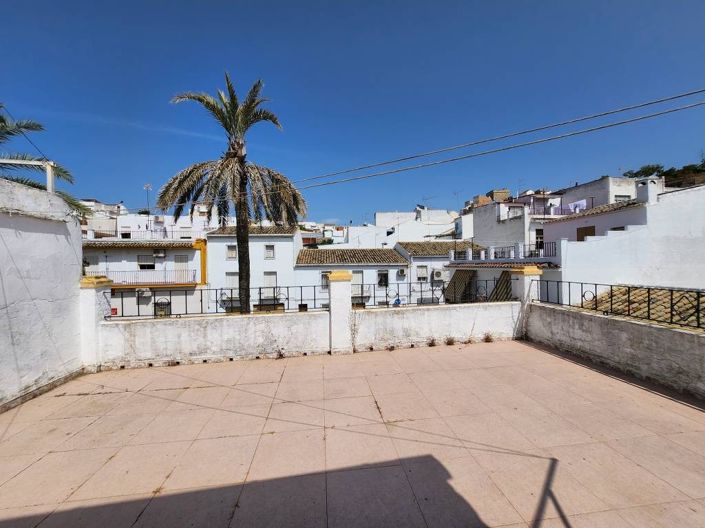 Image No.3-3 Bed Apartment for sale