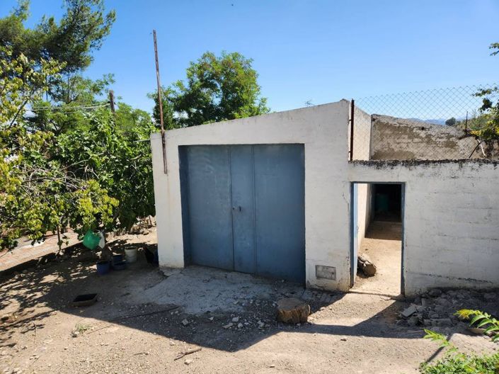 Image No.19-4 Bed Townhouse for sale