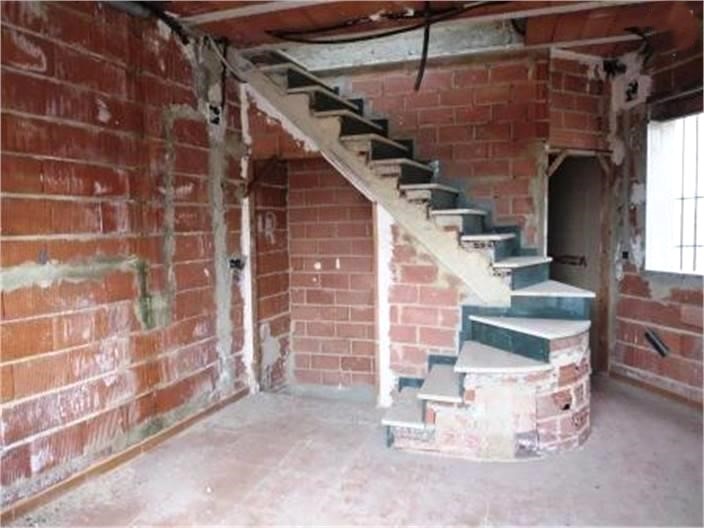 Image No.4-1 Bed Townhouse for sale