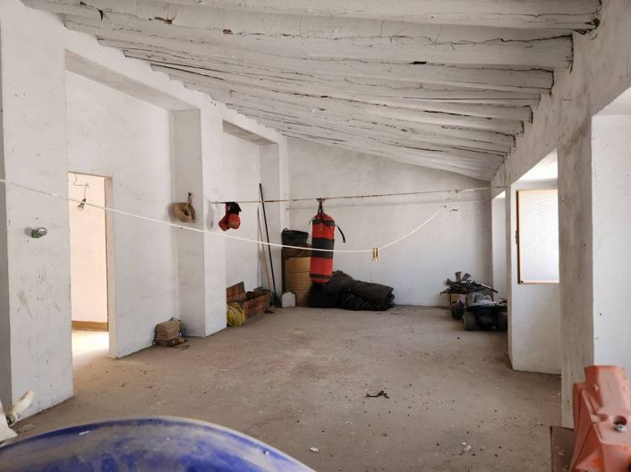 Image No.11-4 Bed Townhouse for sale