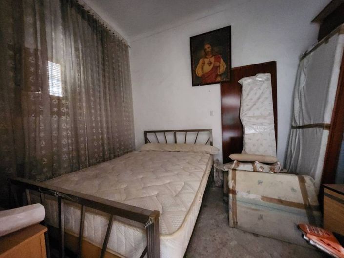 Image No.15-4 Bed Townhouse for sale